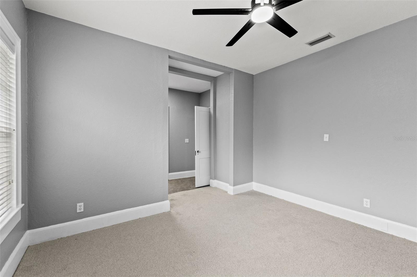 RIVERCREST - Residential