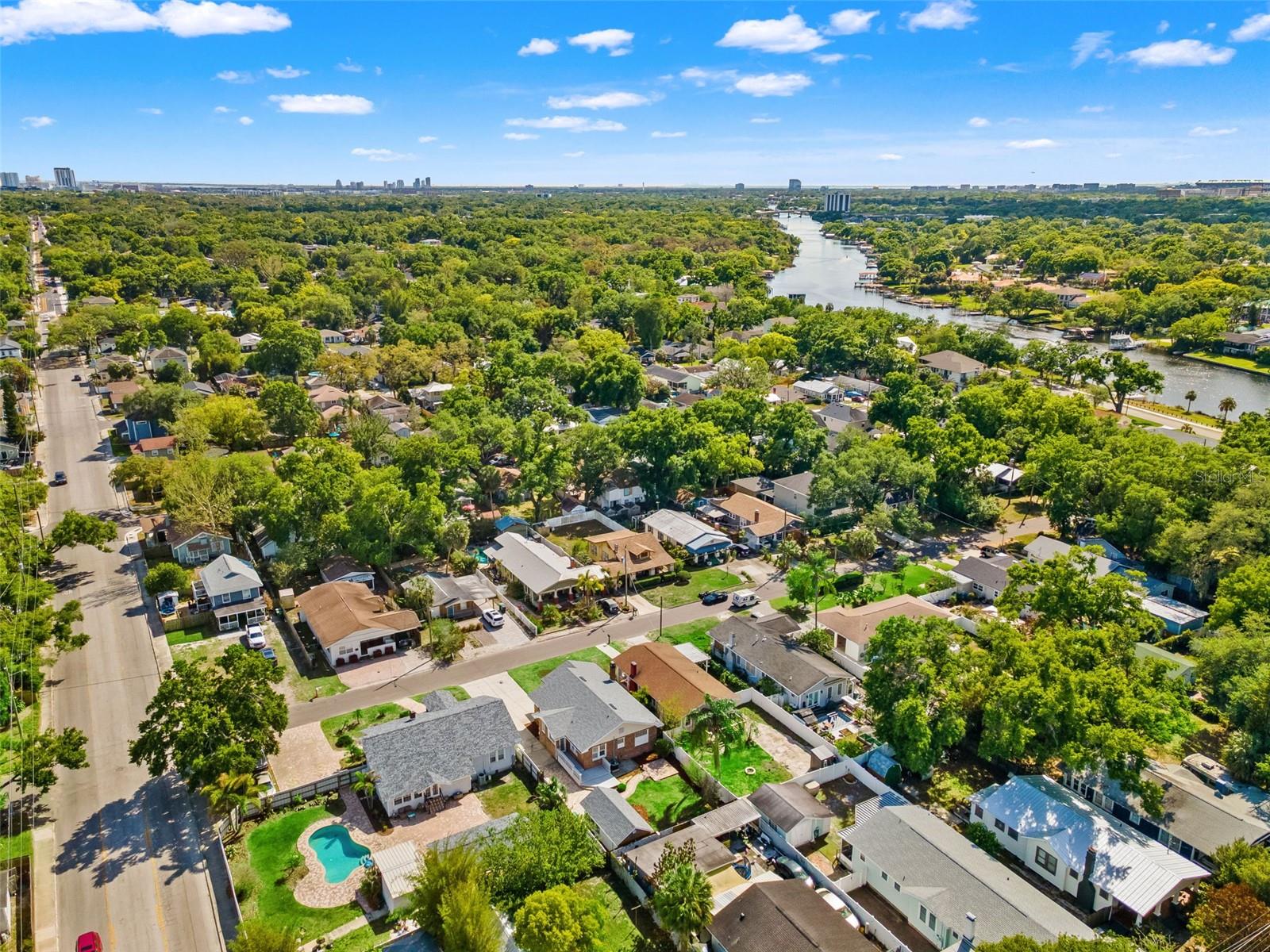 RIVERCREST - Residential