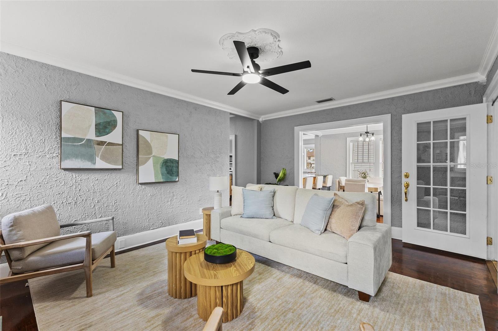 RIVERCREST - Residential