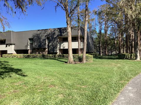 A home in PALM HARBOR