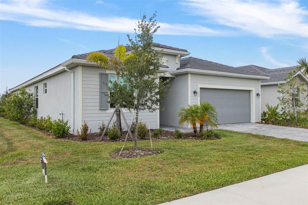 Photo of 11088 Pinot Drive, Venice, FL 34293 (MLS # C7510736)