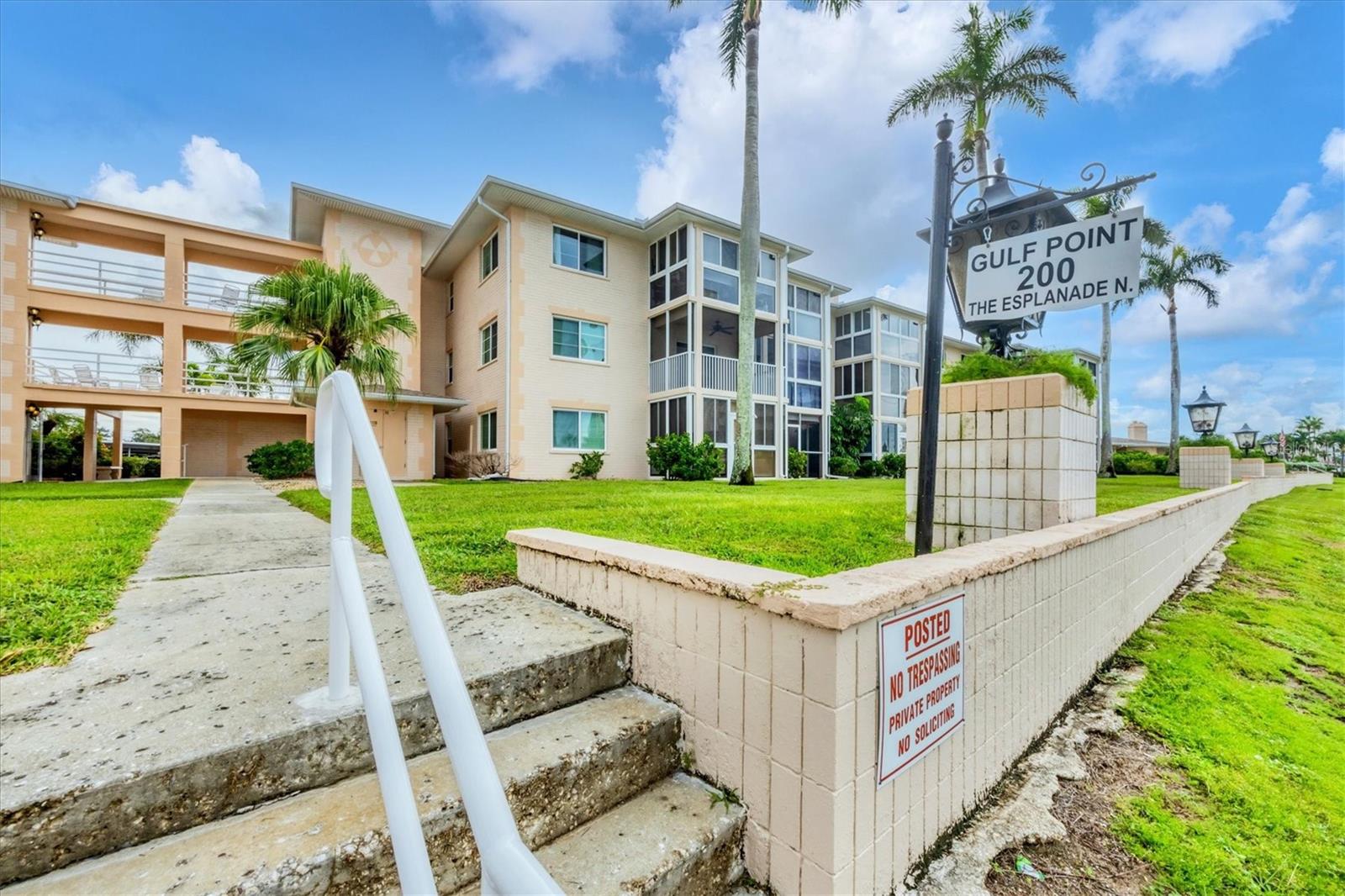 GULF POINT - Residential