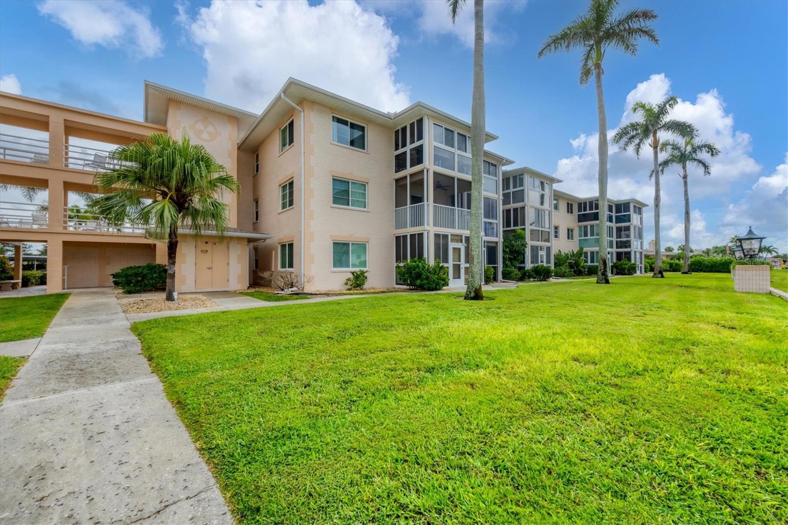 GULF POINT - Residential