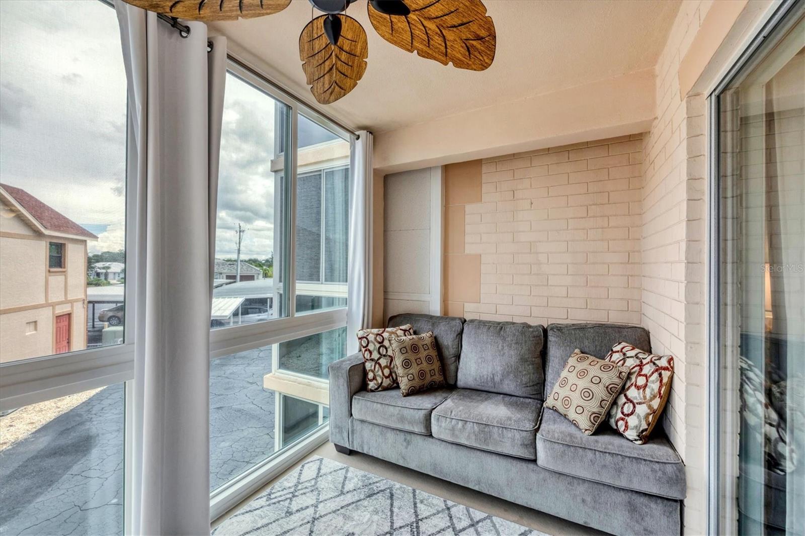 GULF POINT - Residential