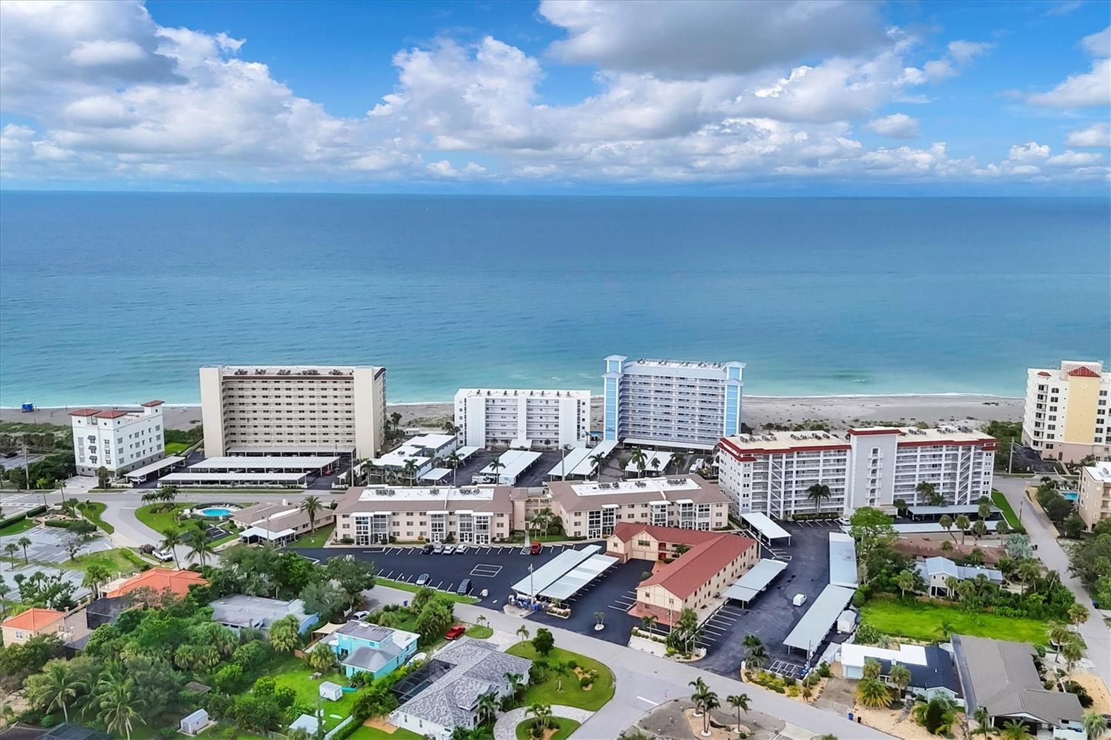 200 THE ESPLANADE N B20