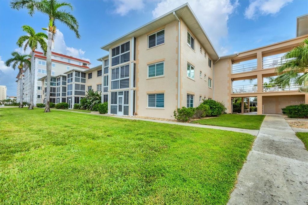 Photo of 200 The Esplanade N #B20, Venice, FL 34285 (MLS # D6143760)