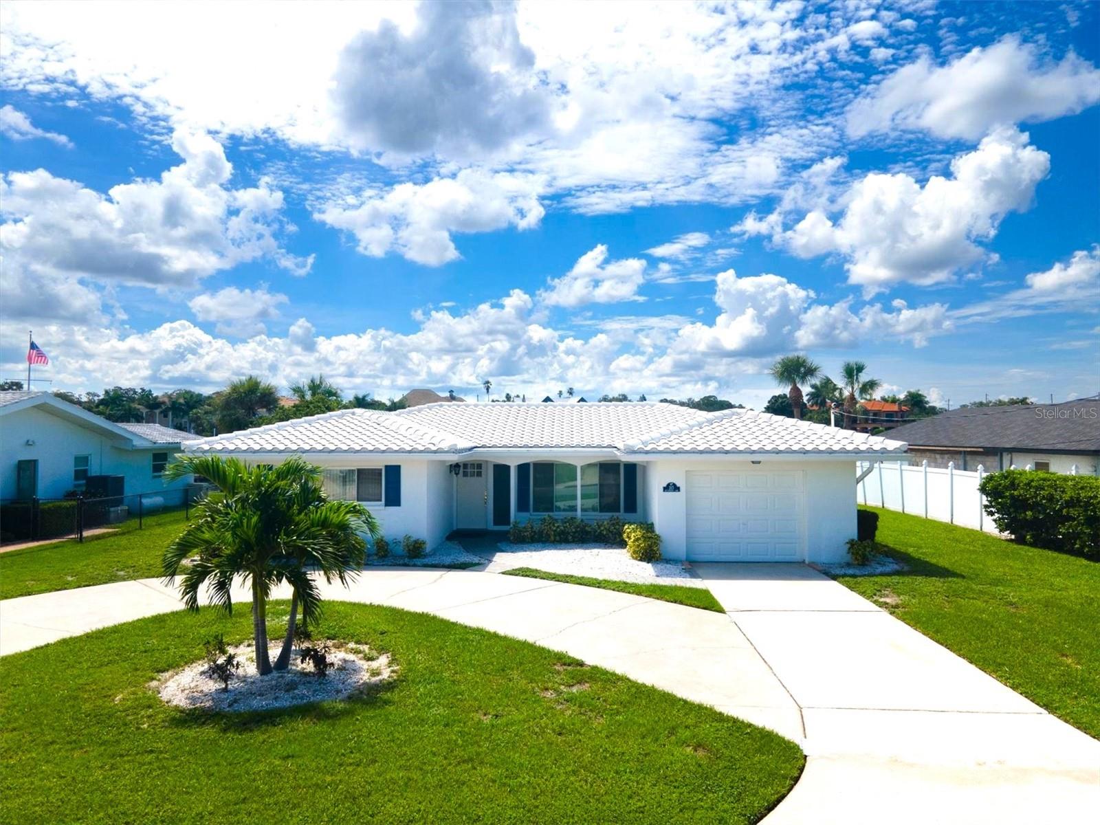 HARBOR BLUFFS SEC 4 - Residential Lease