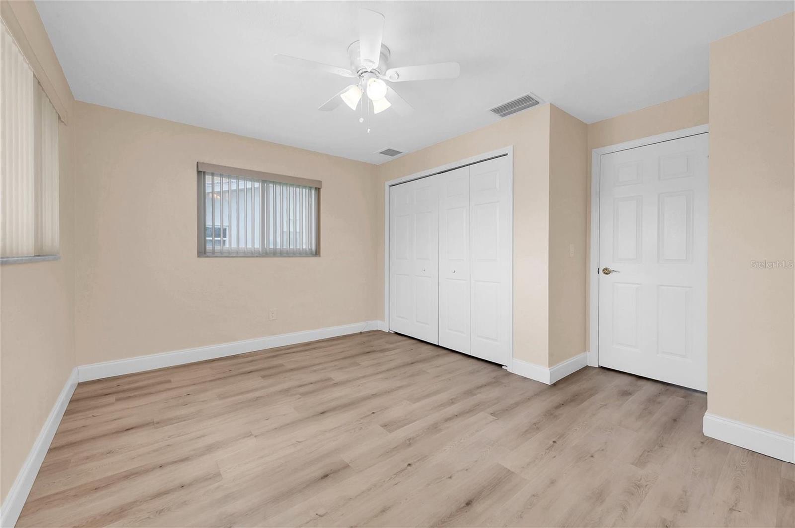 HARBOR BLUFFS SEC 4 - Residential Lease