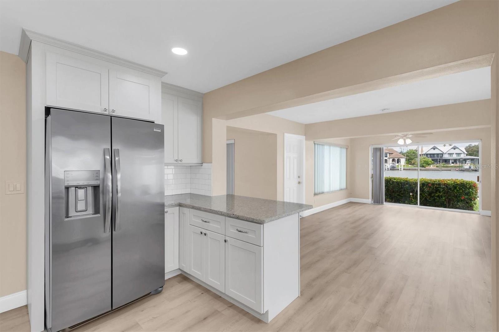 HARBOR BLUFFS SEC 4 - Residential Lease