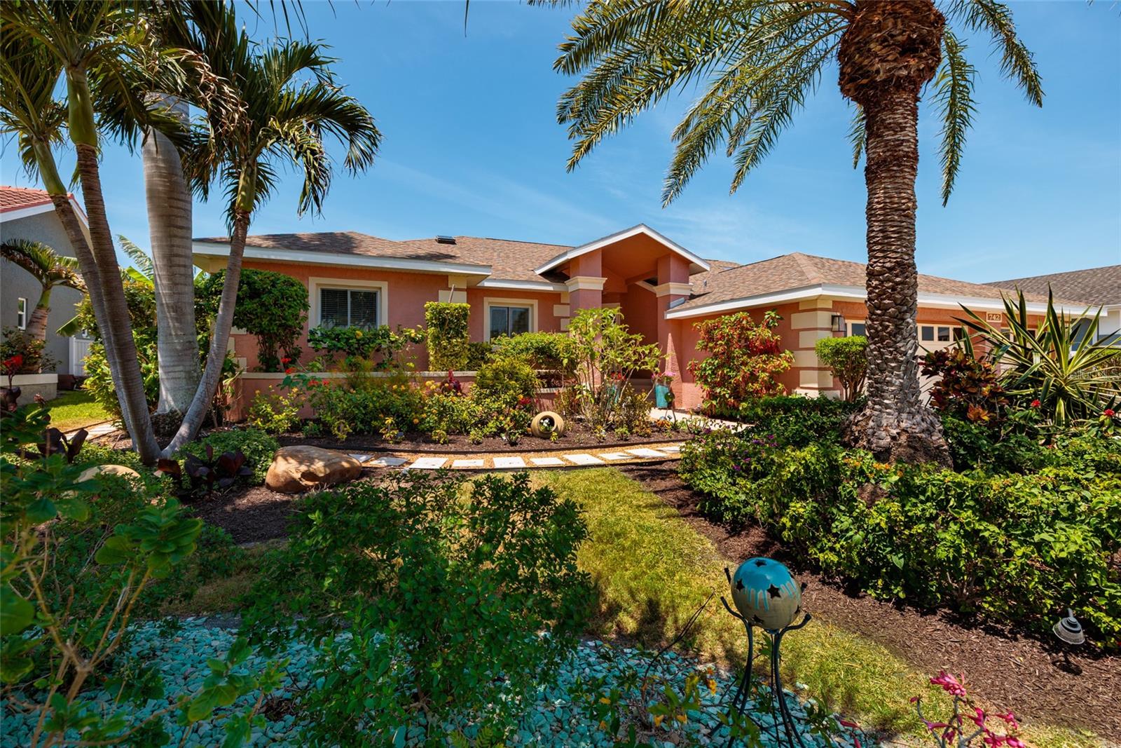 TIERRA VERDE UNIT 1 4TH REP - Residential