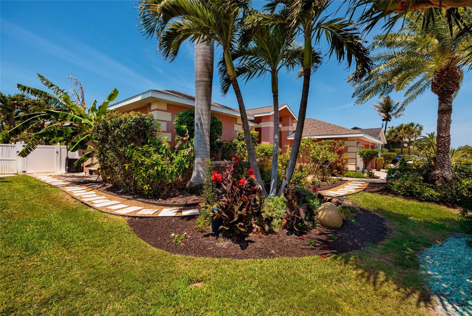 TIERRA VERDE UNIT 1 4TH REP - Residential