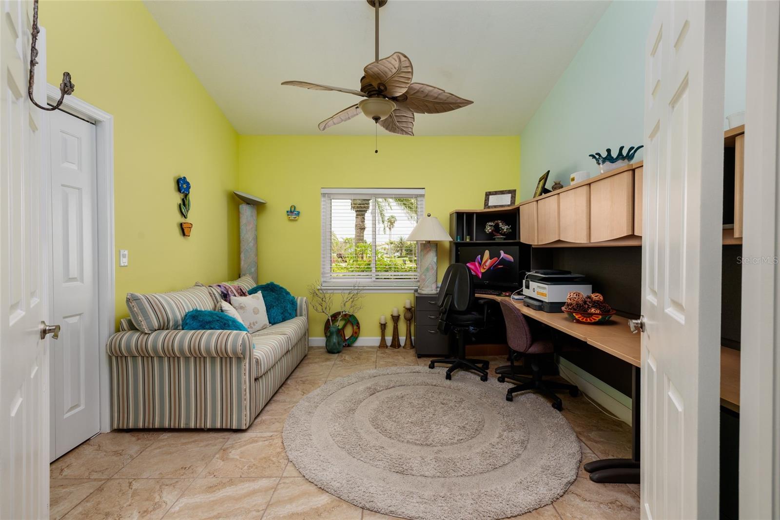TIERRA VERDE UNIT 1 4TH REP - Residential