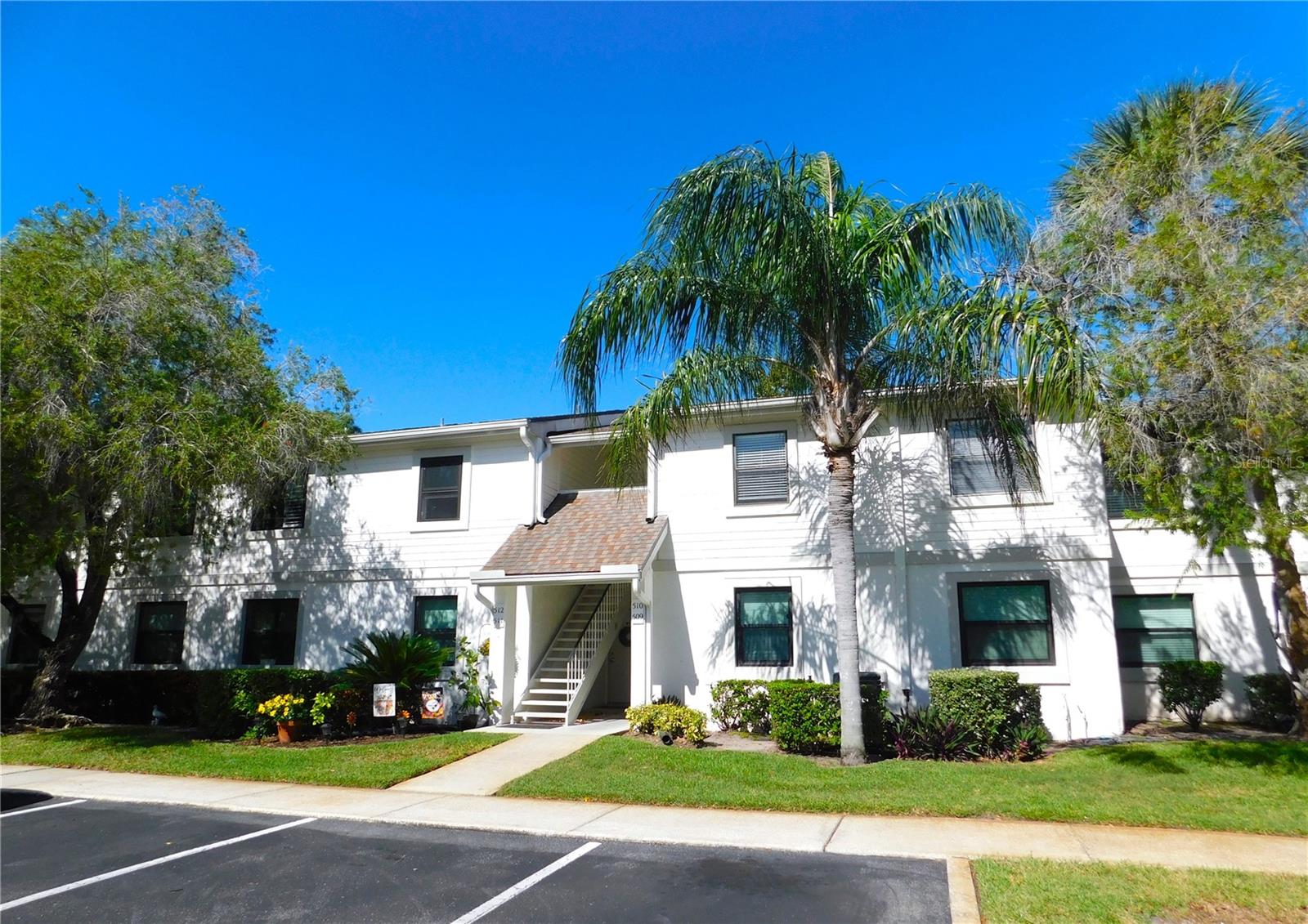 MEADOWS CONDO AT EAST LAKE WOODLANDS - Residential Lease