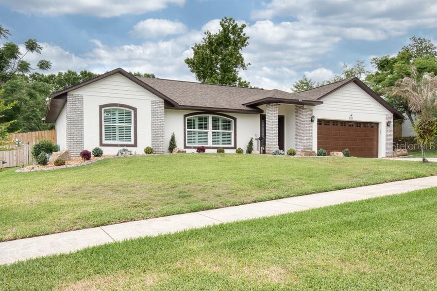 831 FORESTWOOD DR