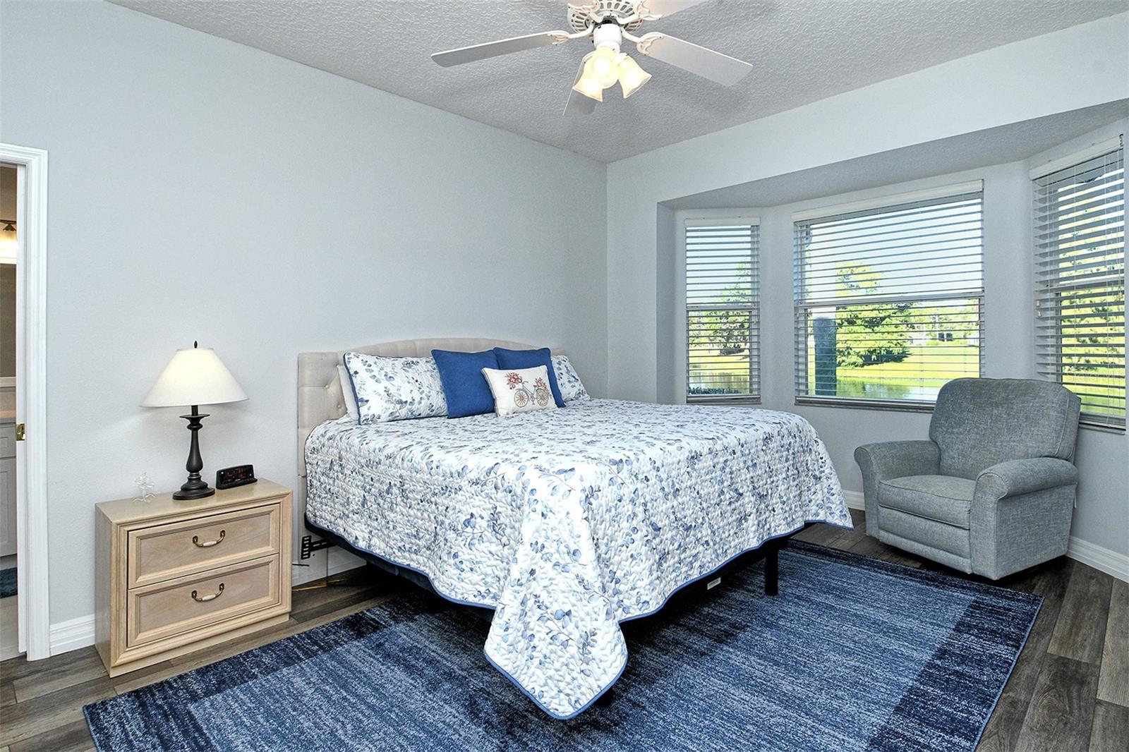 HERITAGE OAKS GOLF & COUNTRY CLUB - Residential