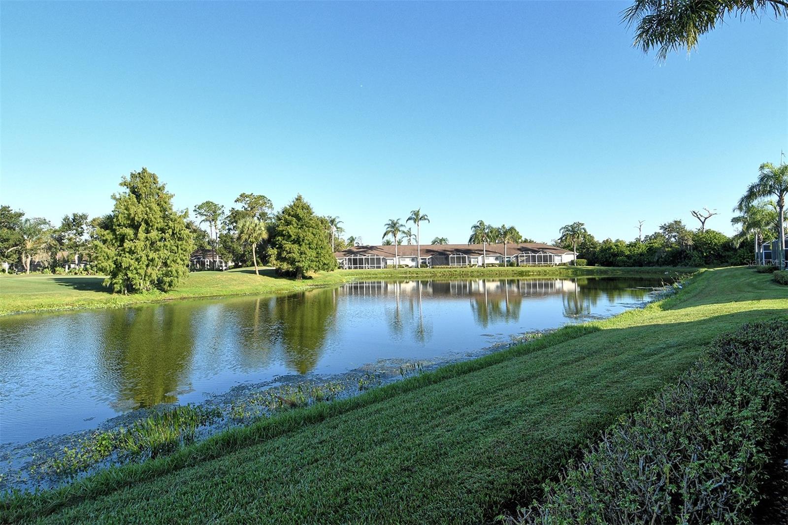 HERITAGE OAKS GOLF & COUNTRY CLUB - Residential