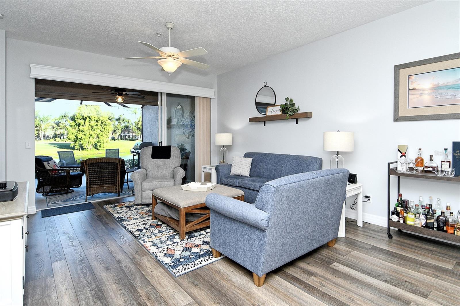 HERITAGE OAKS GOLF & COUNTRY CLUB - Residential