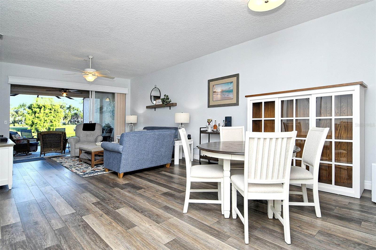 HERITAGE OAKS GOLF & COUNTRY CLUB - Residential