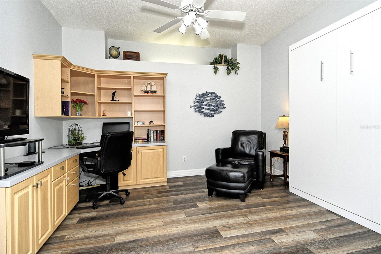 HERITAGE OAKS GOLF & COUNTRY CLUB - Residential