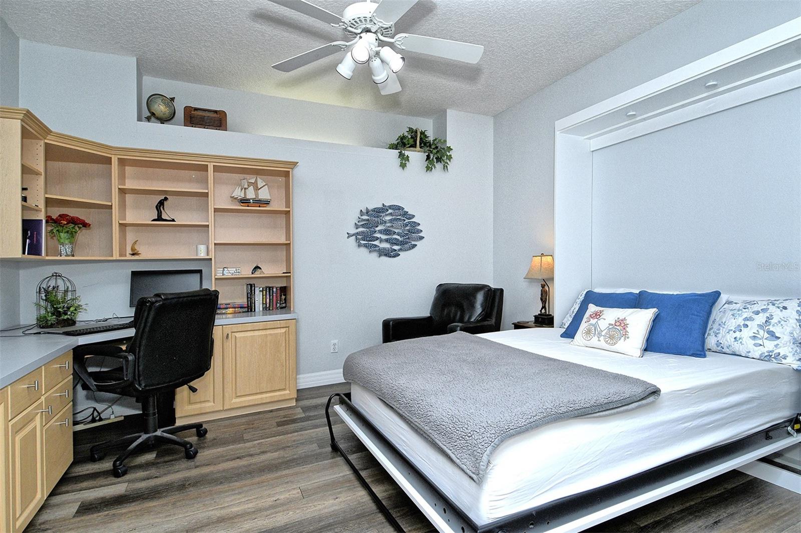 HERITAGE OAKS GOLF & COUNTRY CLUB - Residential