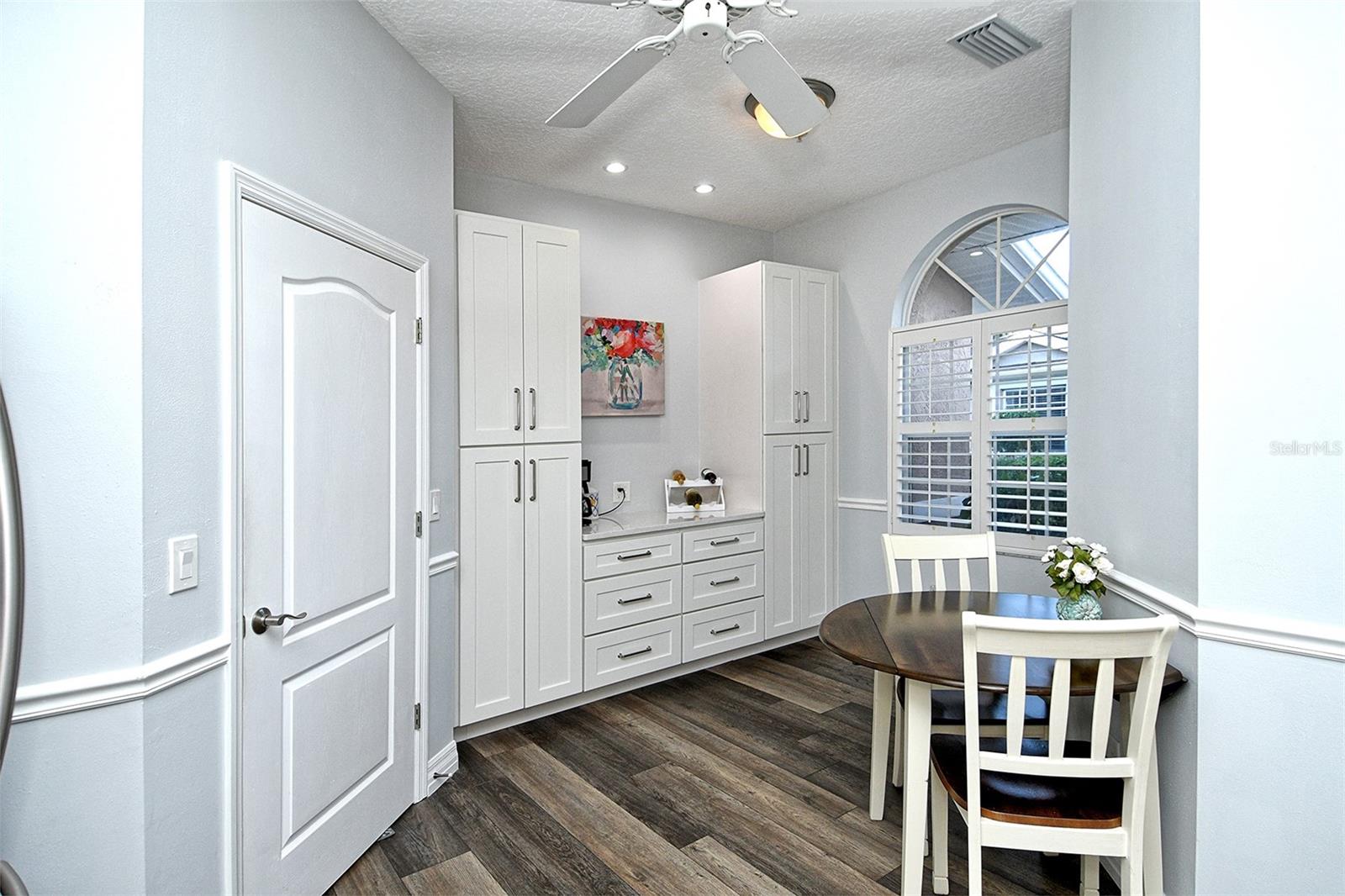 HERITAGE OAKS GOLF & COUNTRY CLUB - Residential