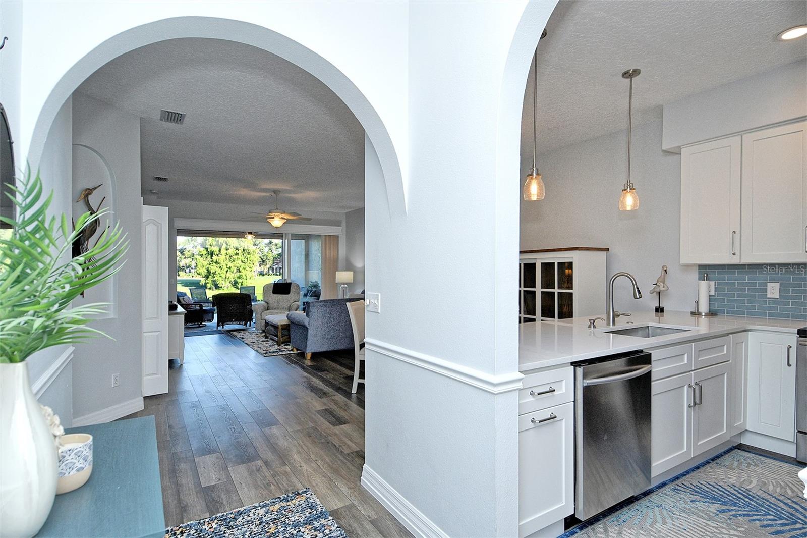 HERITAGE OAKS GOLF & COUNTRY CLUB - Residential