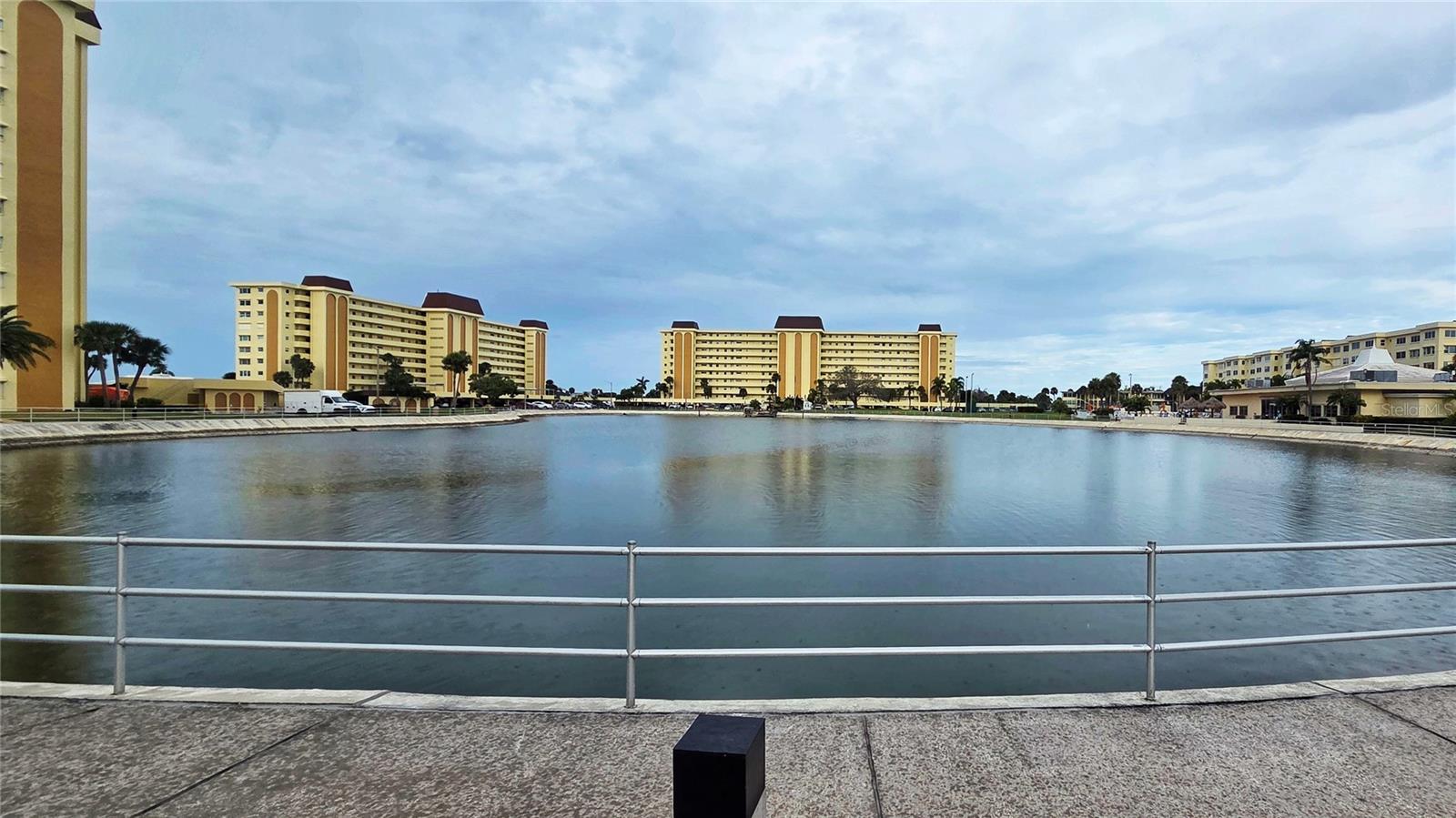 WASHINGTON TOWERS THE CONDO - Residential
