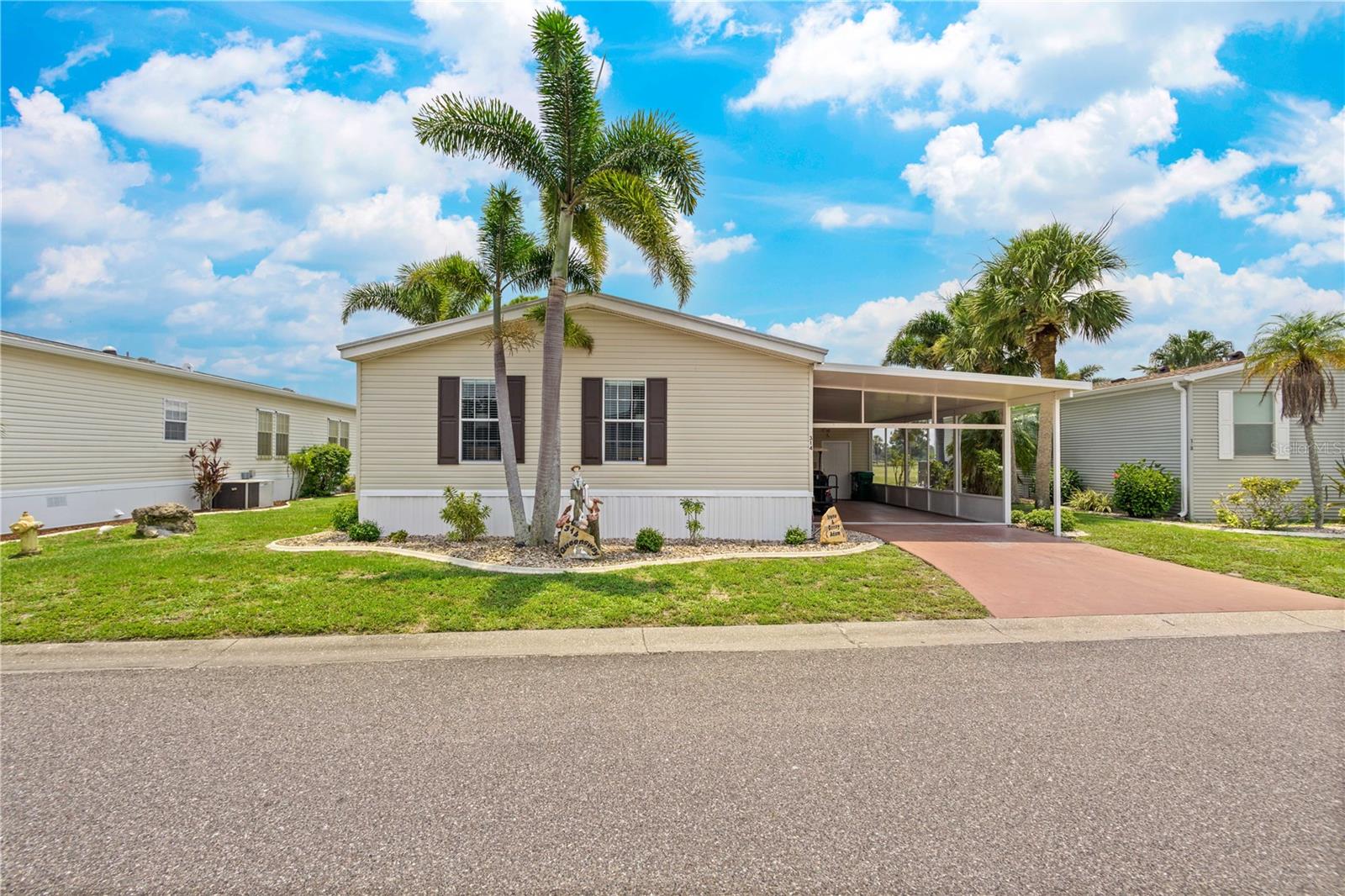 MAPLE LEAF ESTATES - Residential