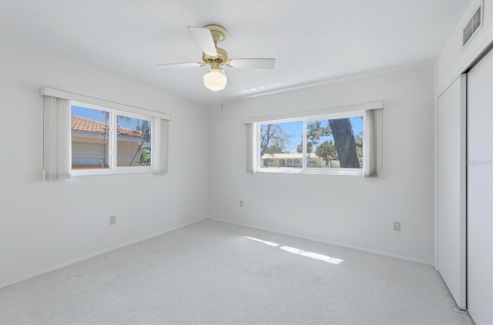 SARA SANDS - Residential