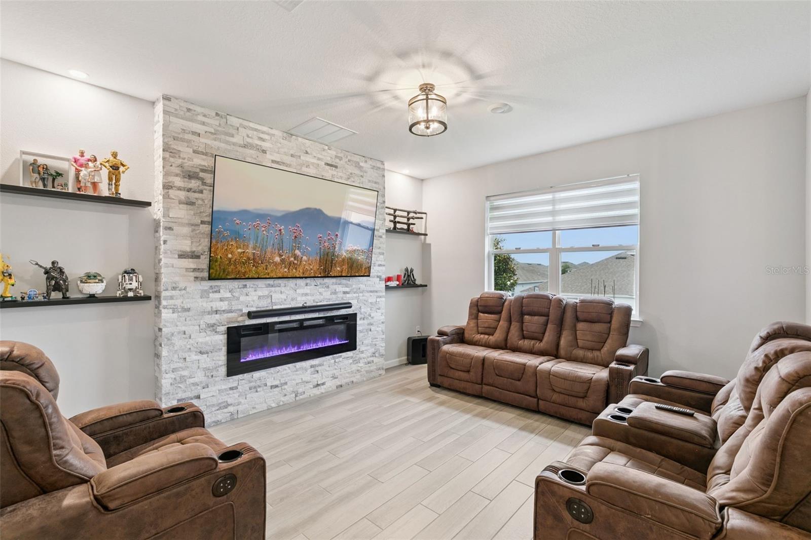 HARTWOOD LNDG - Residential