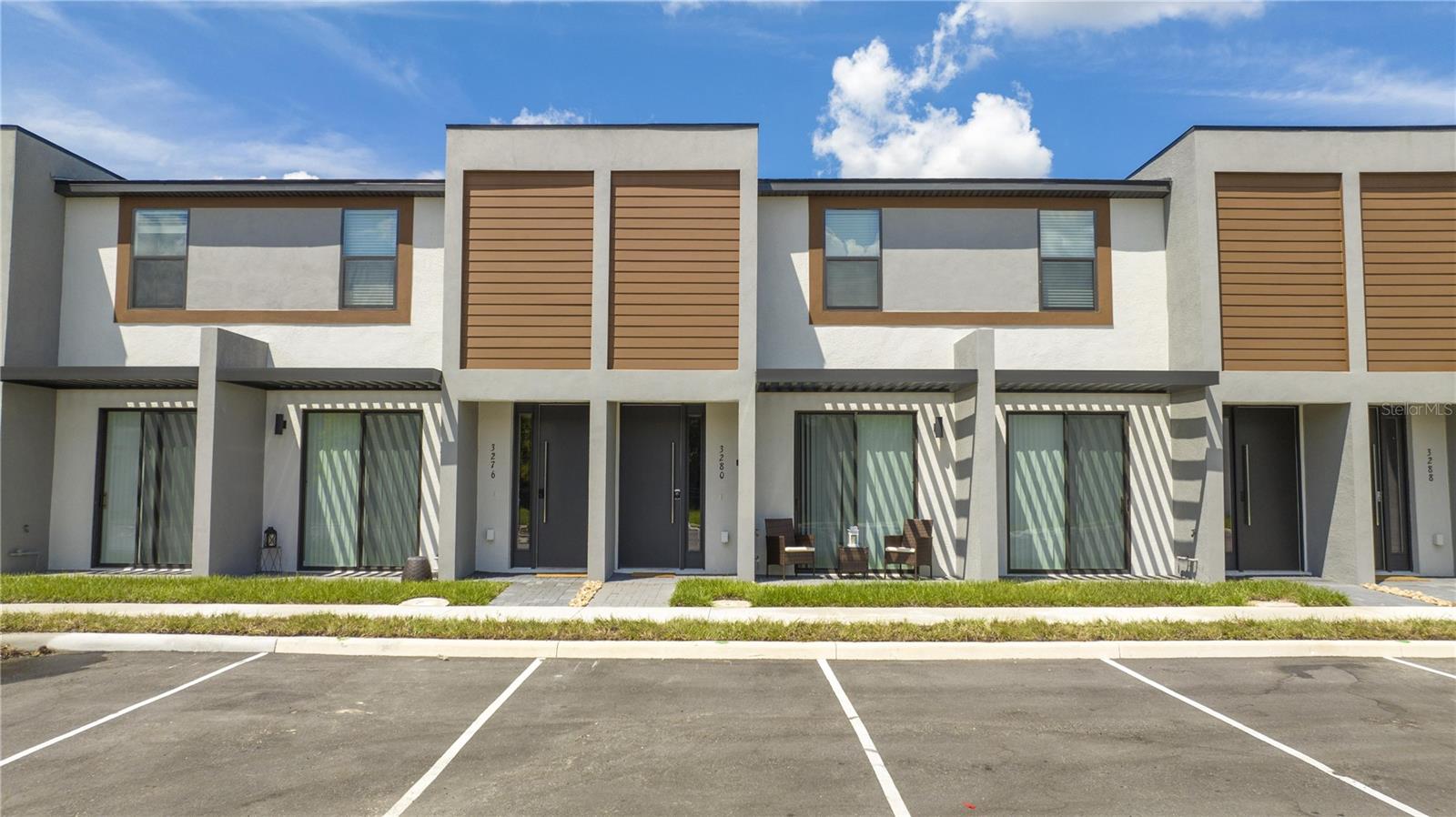 3280 TRANQUIL TRAIL