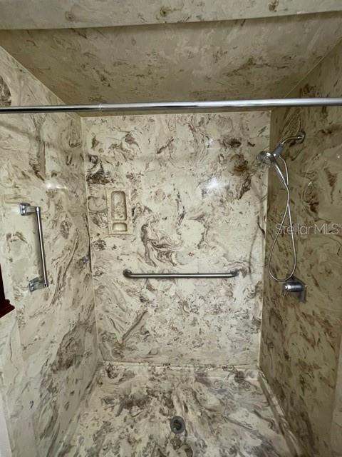 Country Club Chalets - Residential Lease