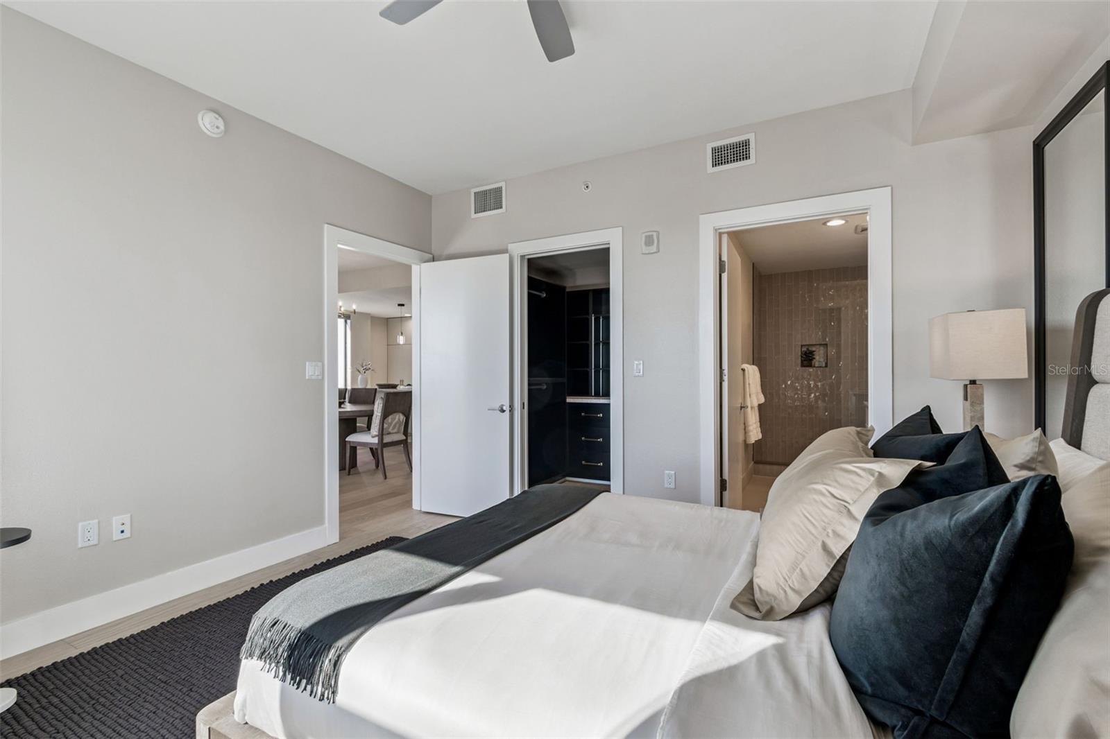 SALVADOR THE CONDO - Residential