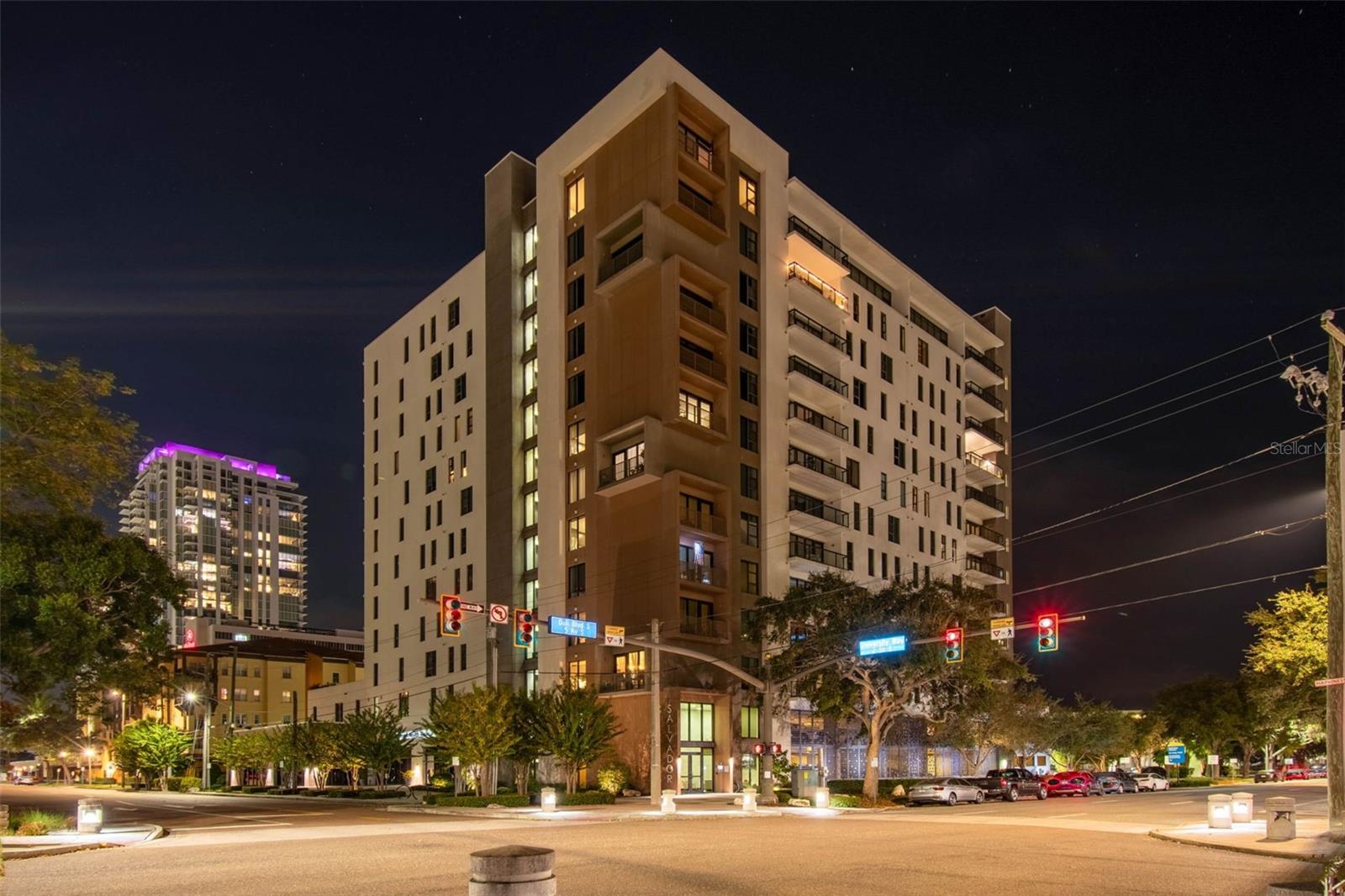 SALVADOR THE CONDO - Residential