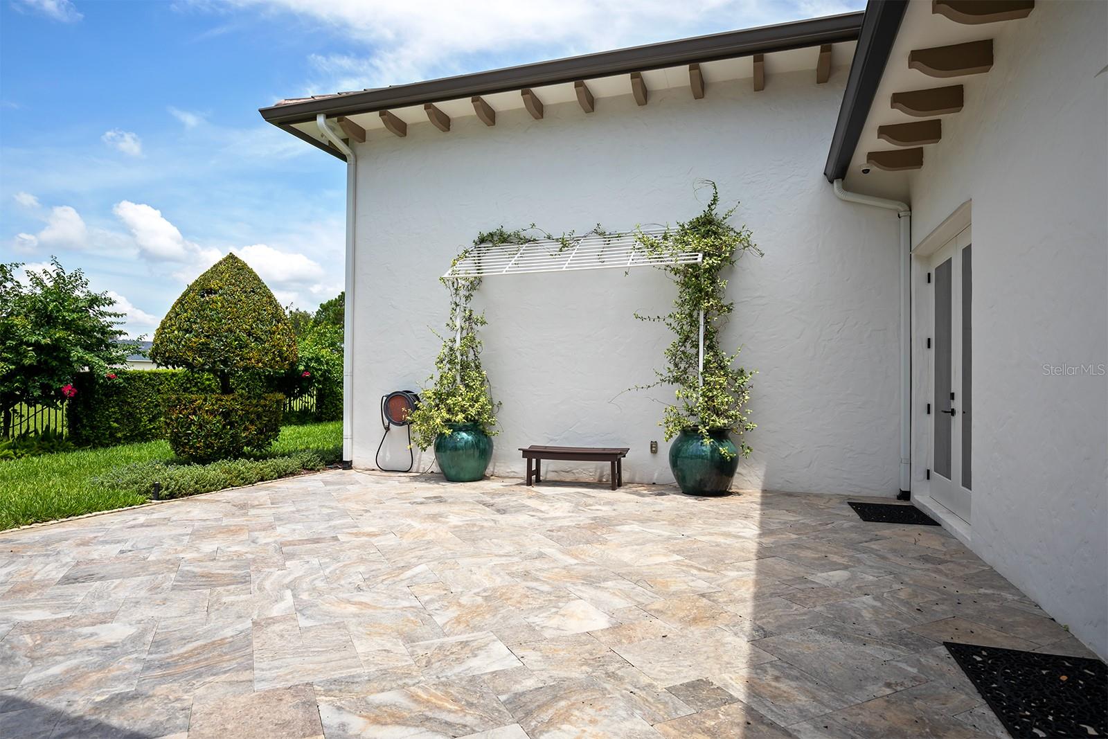 SAWYER SOUND - Residential