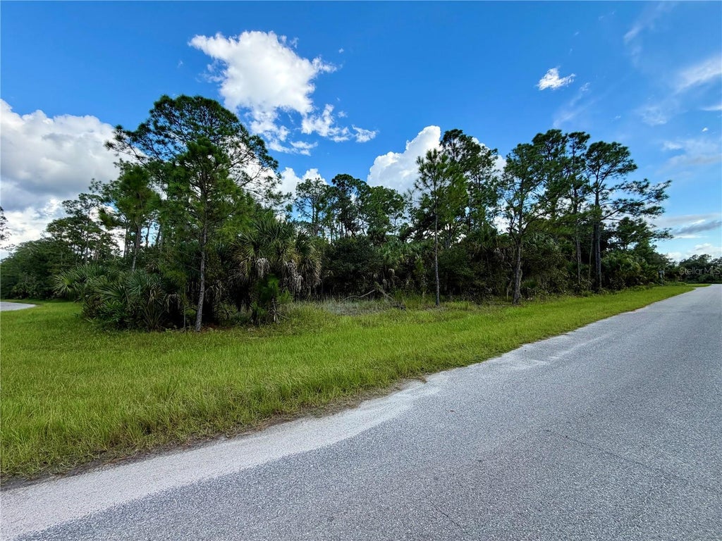 Photo of 3 Kamsler Avenue, North Port, FL 34286 (MLS # A4705475)