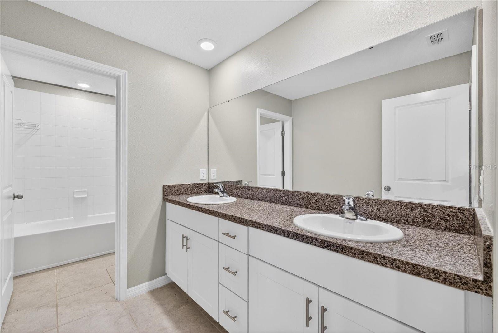 TOUCHSTONE PH 5 - Residential