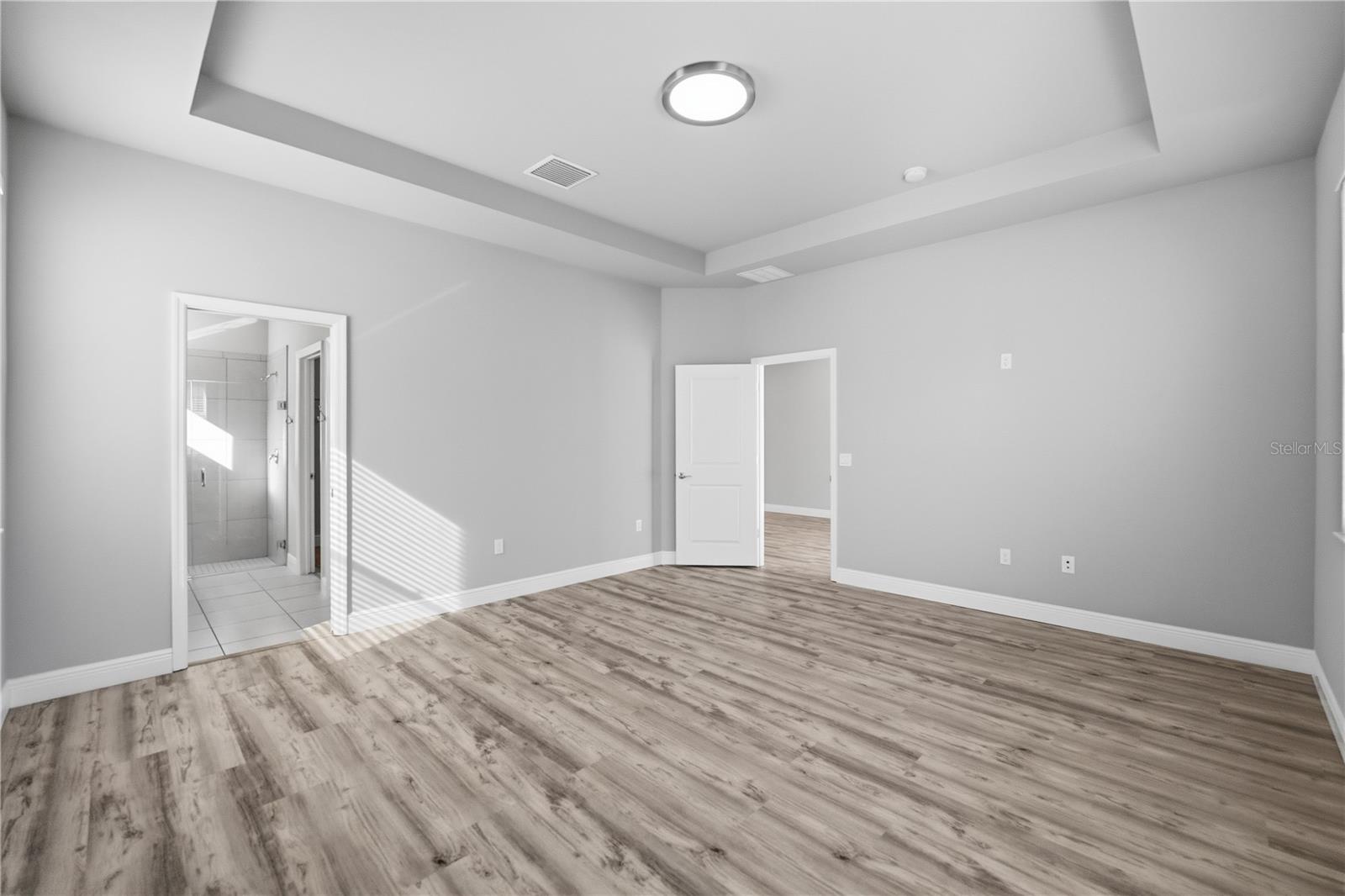 RIVER BEND VILLAGE - Residential