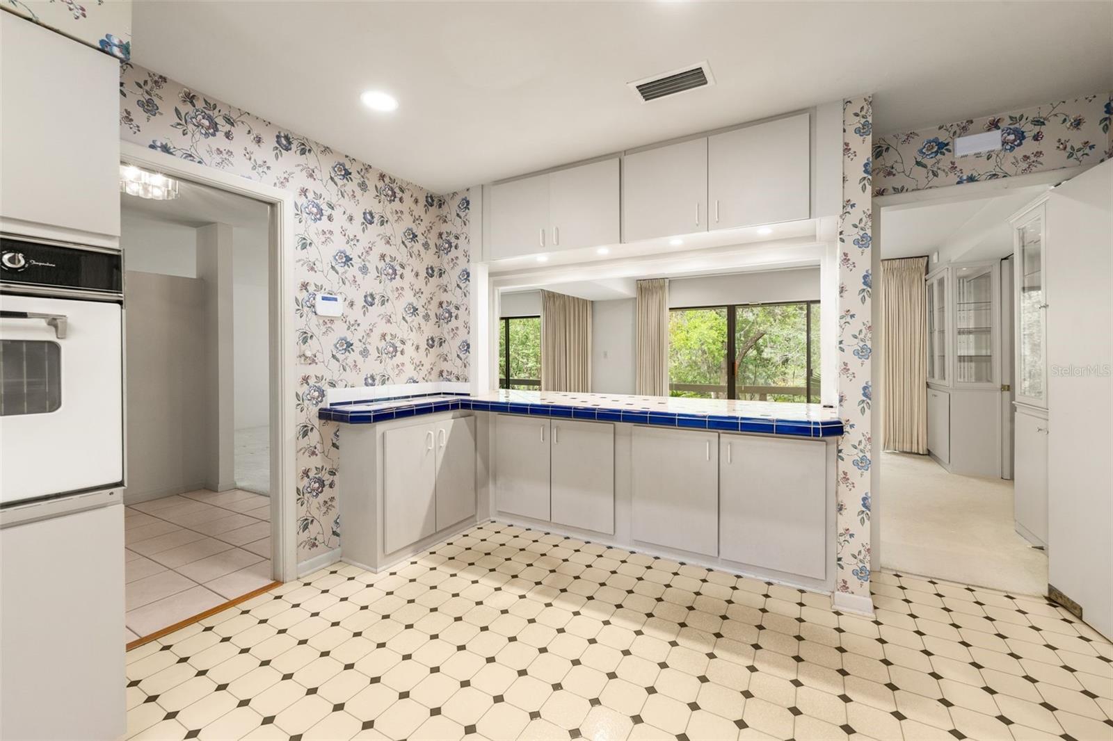 CLINCH GRANT D L - Residential