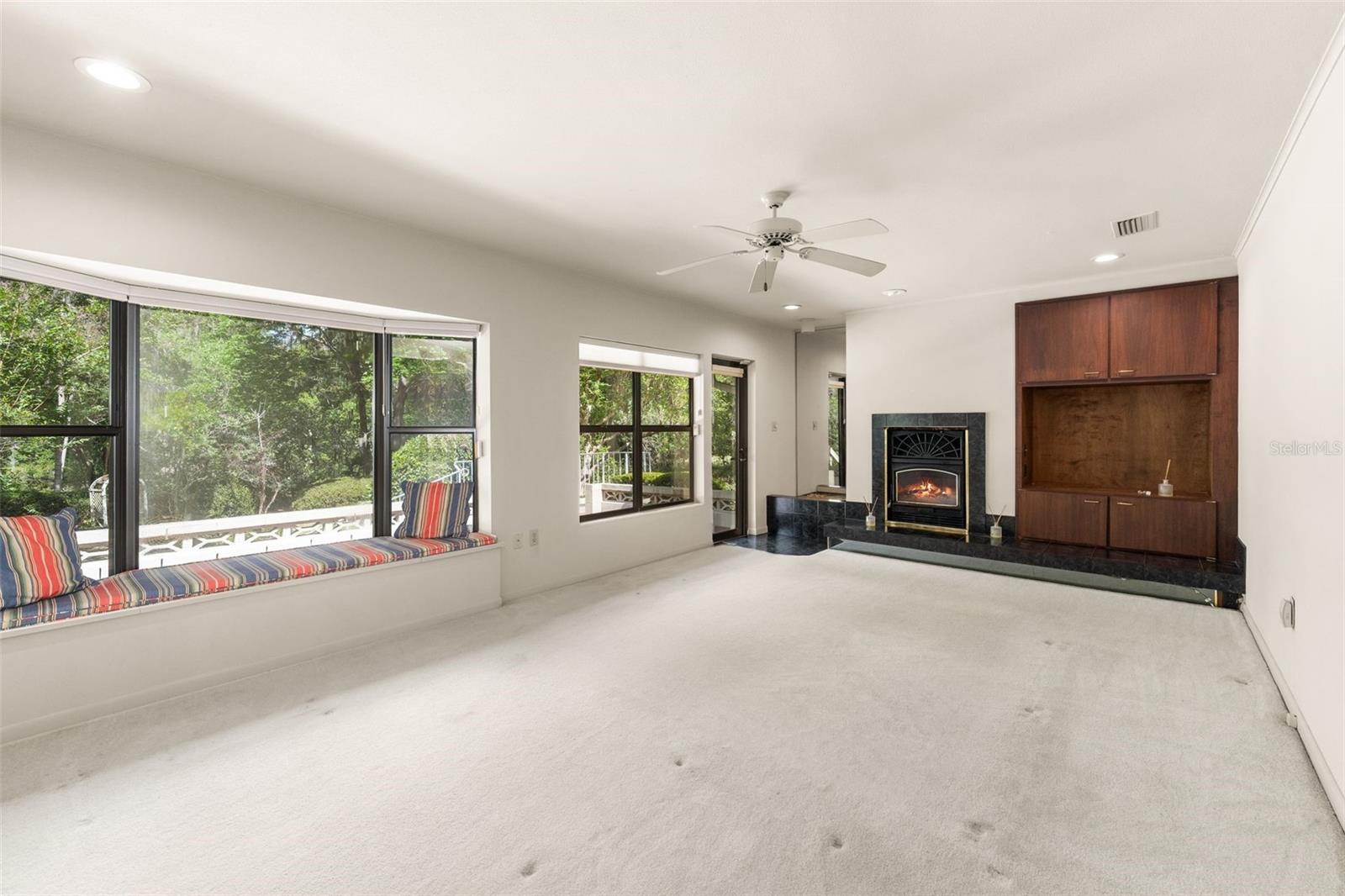 CLINCH GRANT D L - Residential