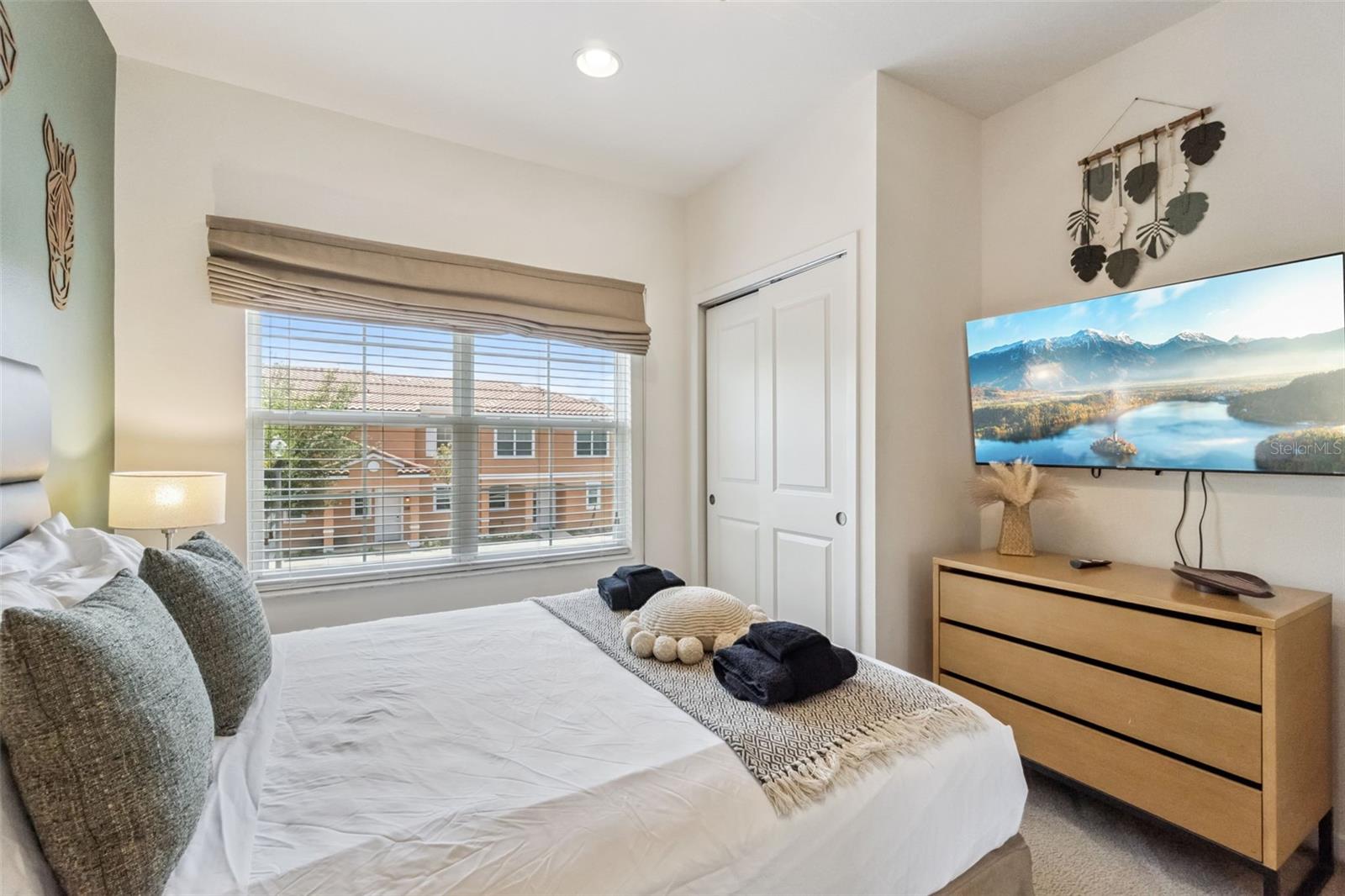 REGAL OAKS AT OLD TOWN - Residential