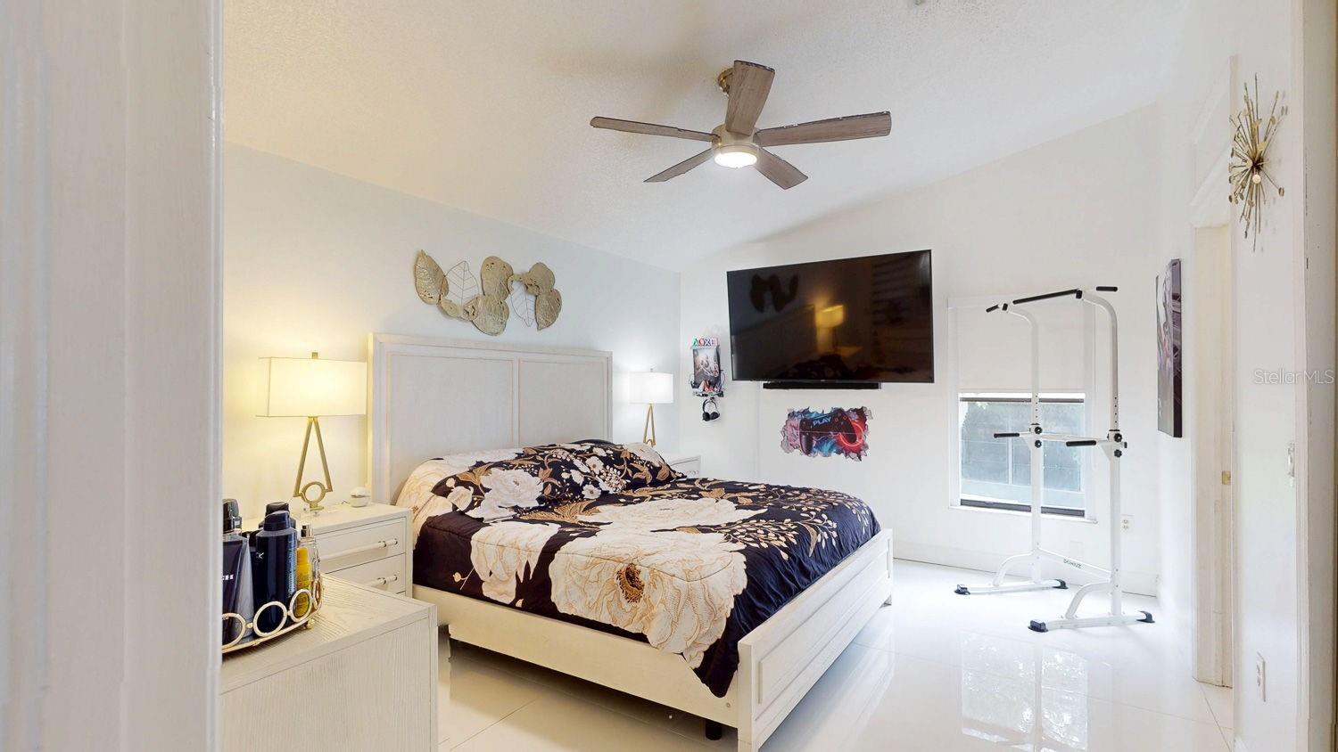 GOLF CLUB VILLAGE - Residential