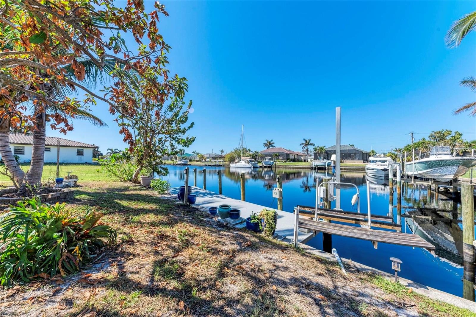 PUNTA GORDA ISLES SEC 06 - Residential