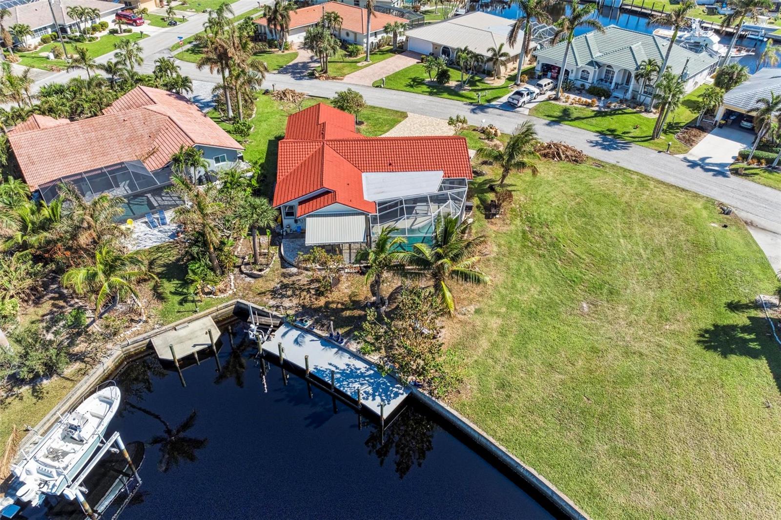 Casas a venda 3 - Jen Dantas 1111 LA SALINA COURT