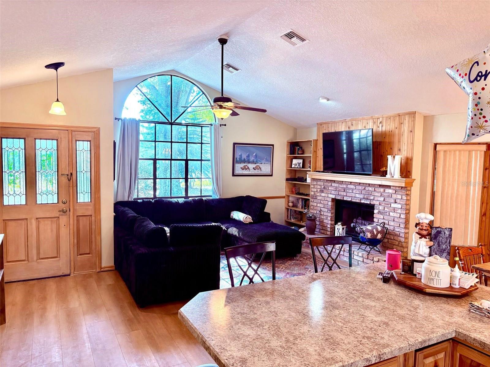 LAKE FOREST SUB - Residential