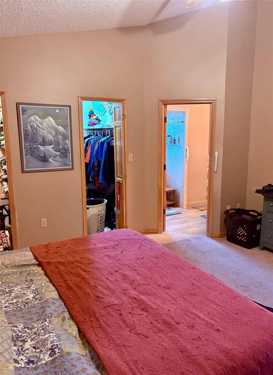 LAKE FOREST SUB - Residential