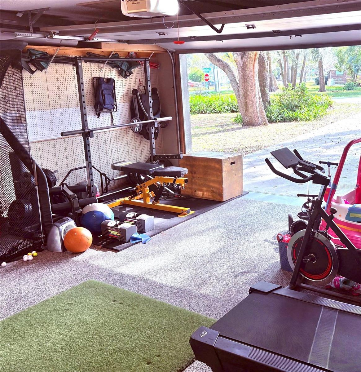 LAKE FOREST SUB - Residential