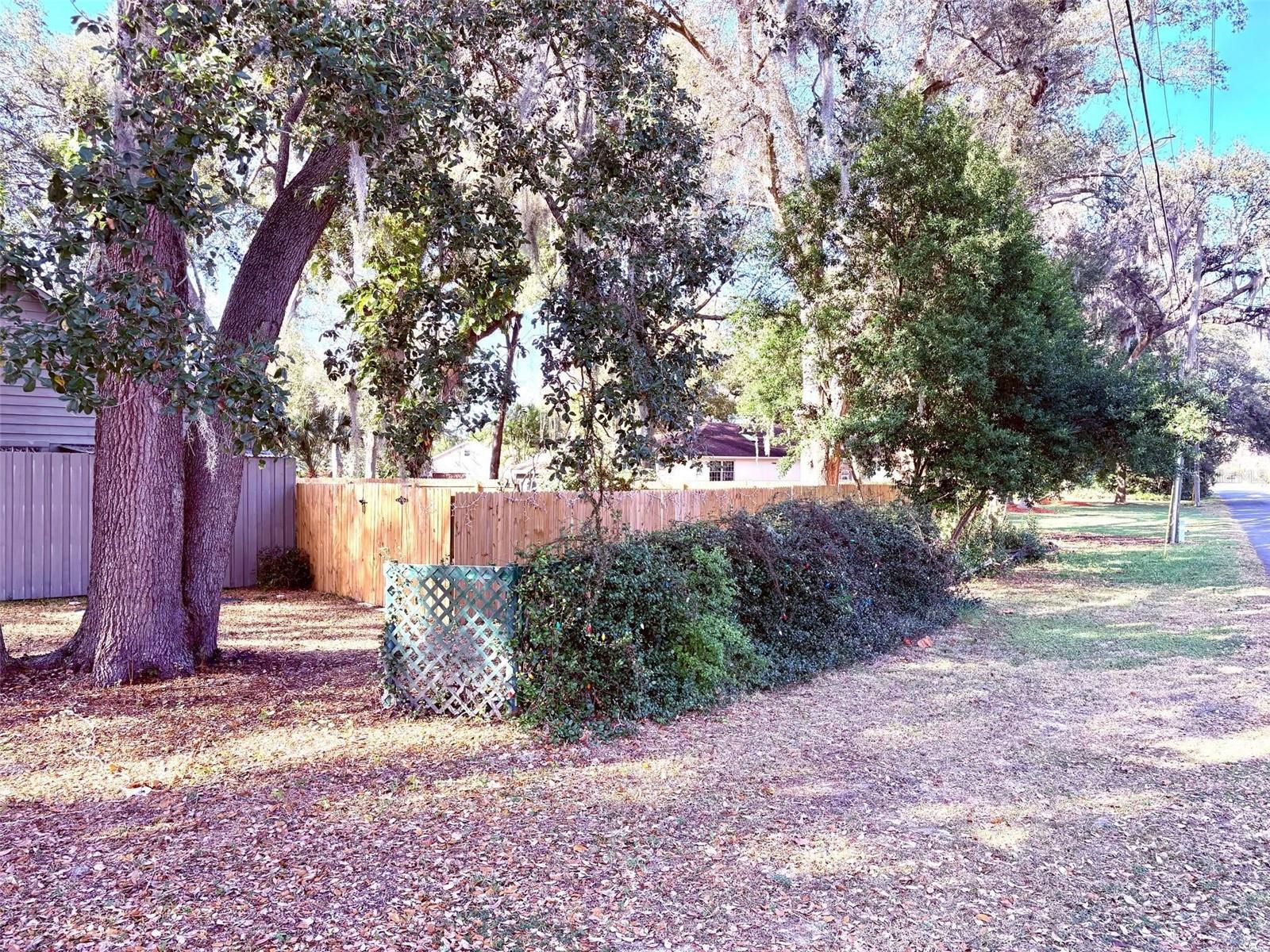 LAKE FOREST SUB - Residential