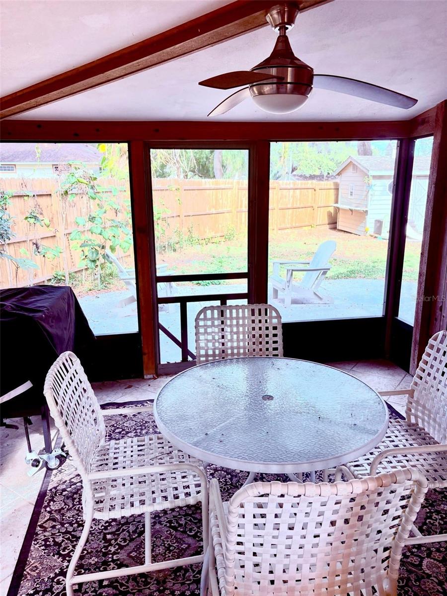 LAKE FOREST SUB - Residential