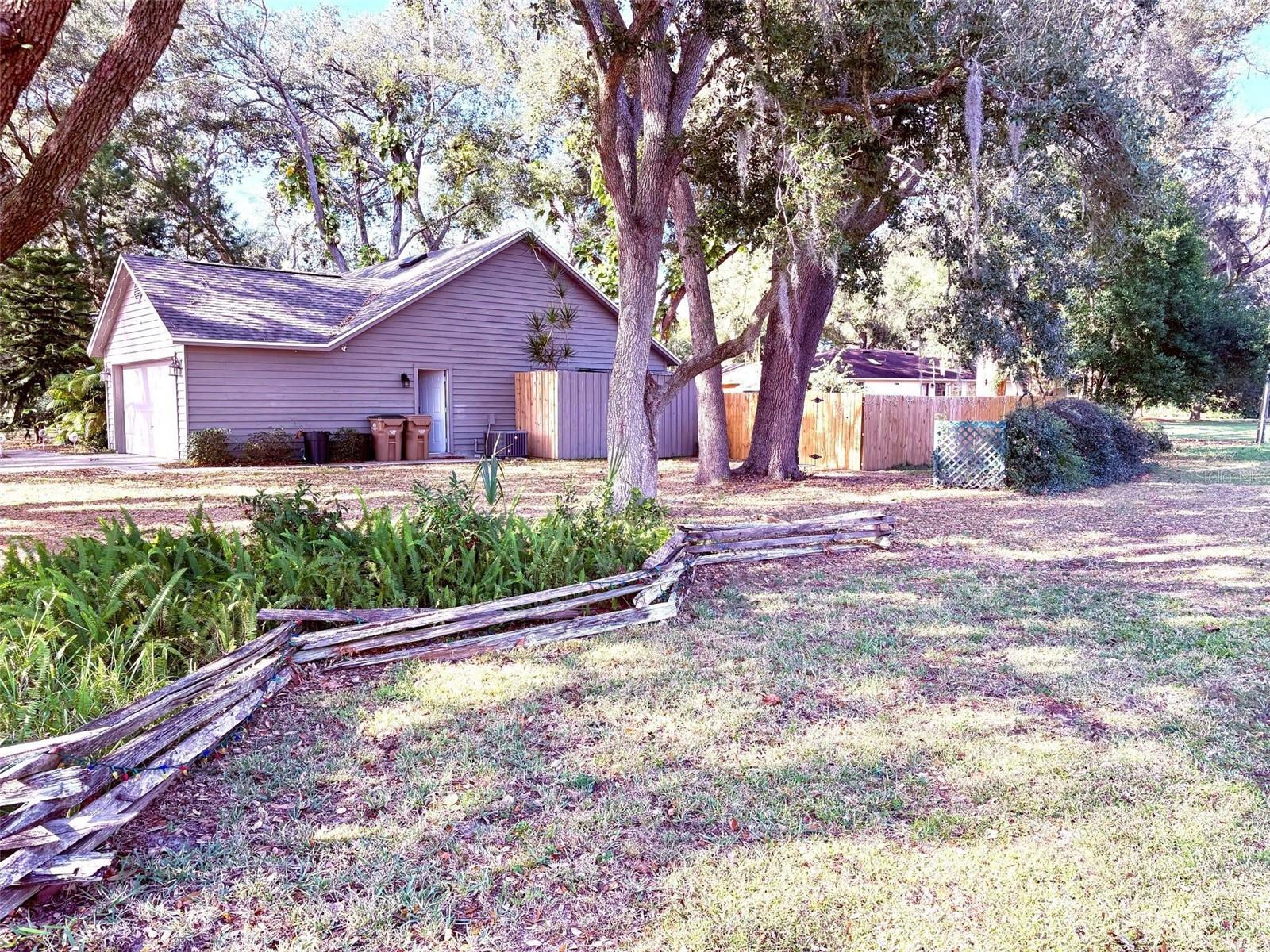 LAKE FOREST SUB - Residential